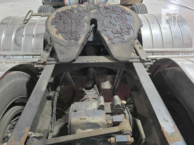 2005-mack-vision-cxn613-image-34