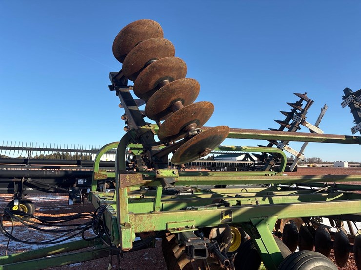 john-deere-disc-image-8