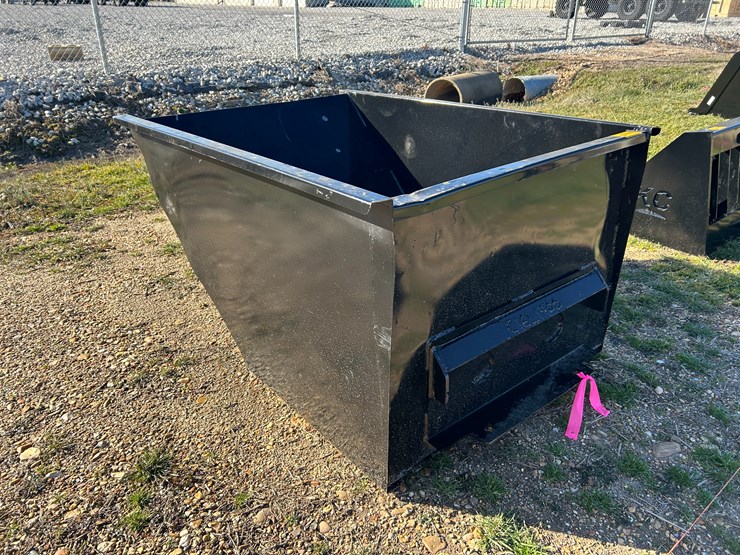 #37676-•-mini-skid-steer-wheelbarrow-attachment-image-2