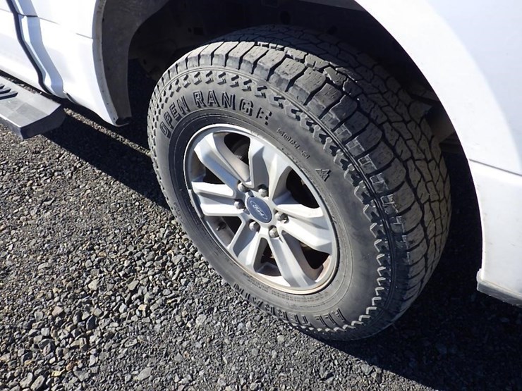 2020-ford-f150-image-16