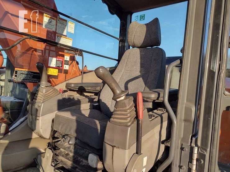 2006-hitachi-zx270-lc-3-image-11