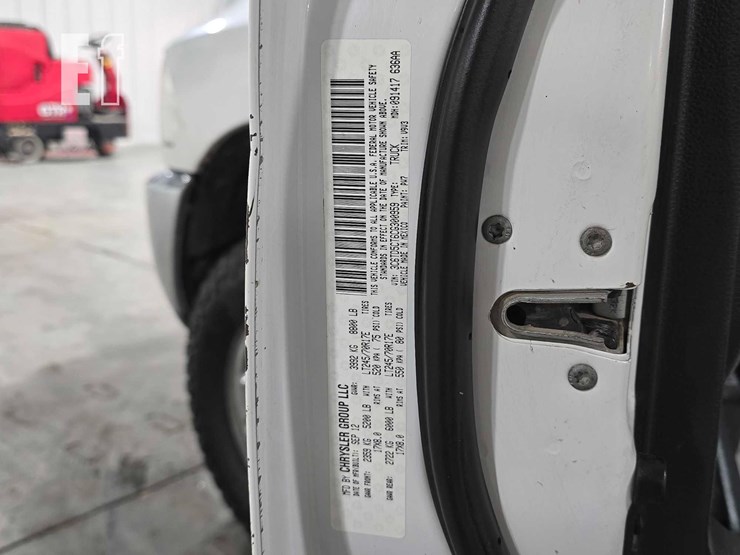 2012-dodge-2500-image-24