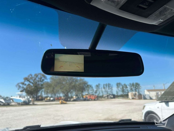 2016-ford-explorer-image-14