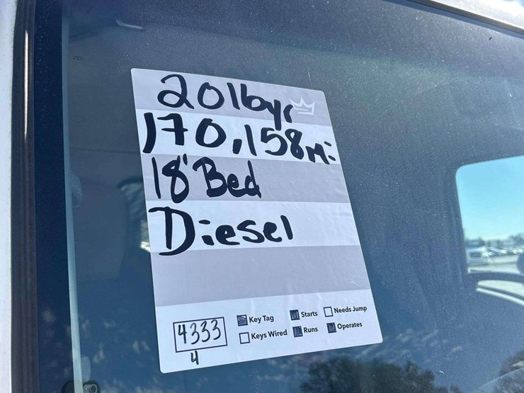 2016-isuzu-nrr-image-23