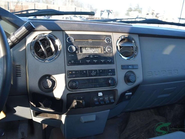 2016-ford-f350-image-17