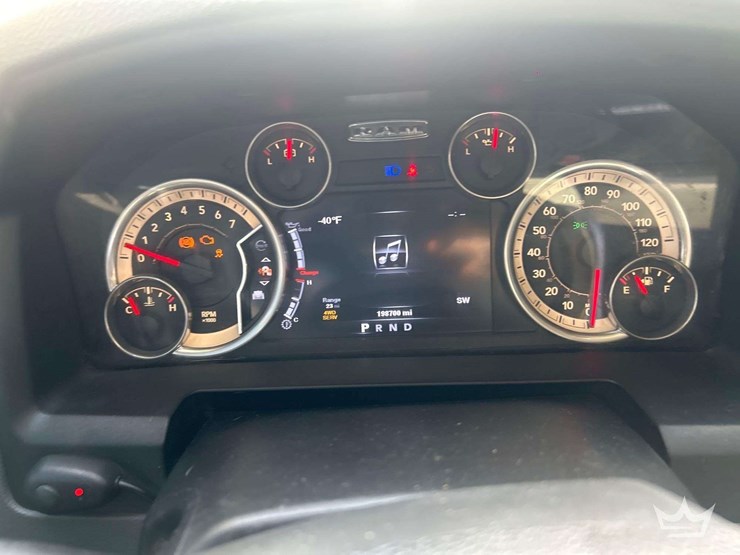 2014-dodge-1500-image-13