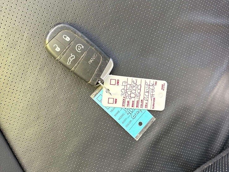 2014-dodge-1500-image-24