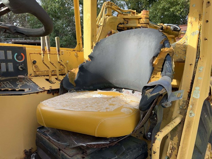 caterpillar-613c-image-21