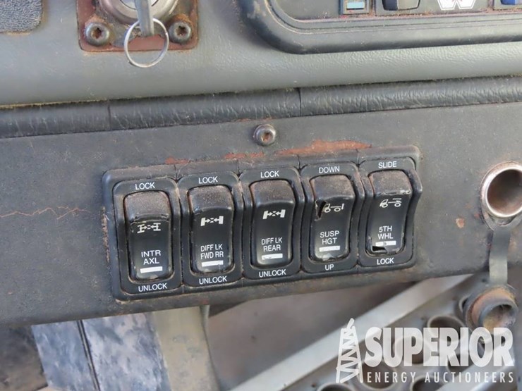 2011-western-star-4900-image-9