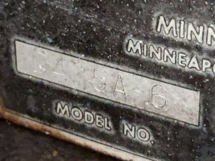 massey-ferguson-95-image-21