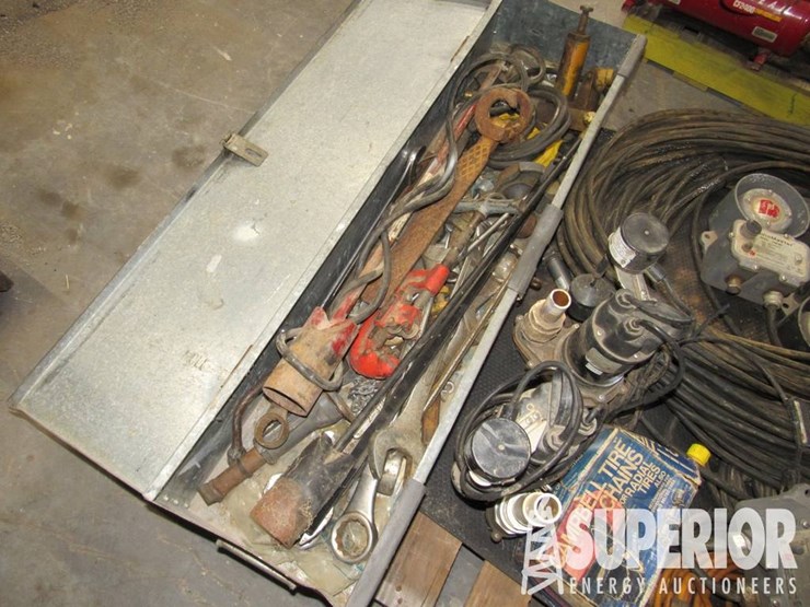 (10-19)-(2)-little-giant-submersible-pumps,-(2)-...-image-4