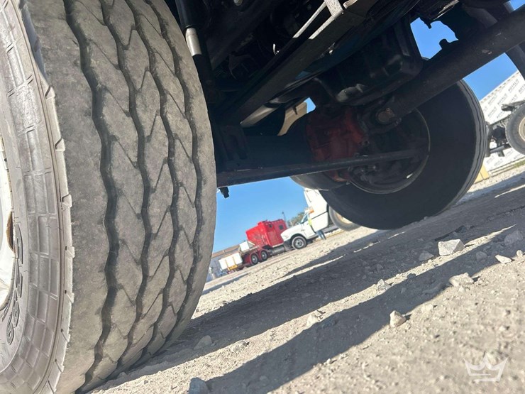 bucket-truck-image-44