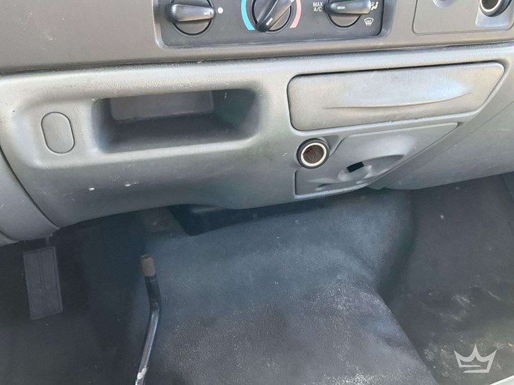 2004-ford-f250-image-16