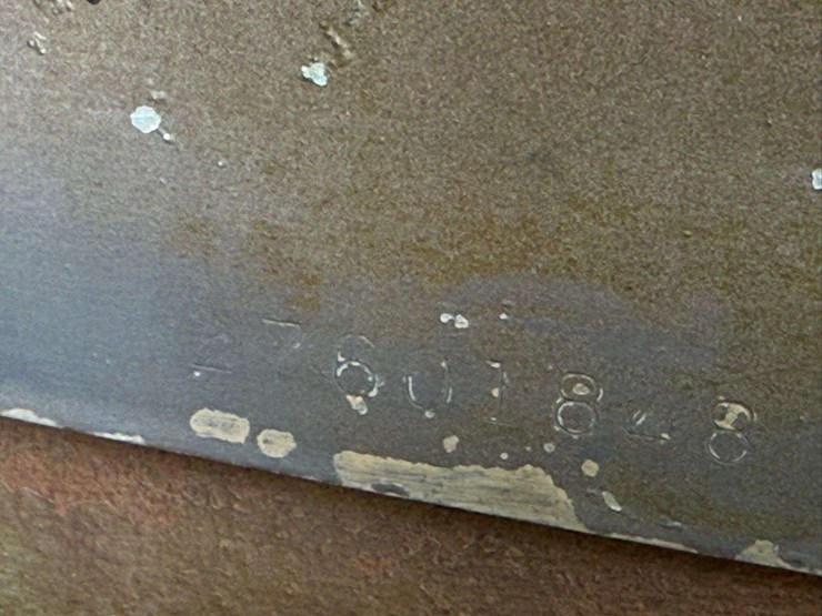 minneapolis-moline-parts-tractor-image-12