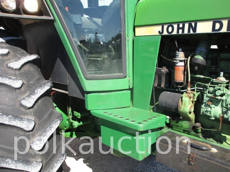 1981-john-deere-4440-image-17