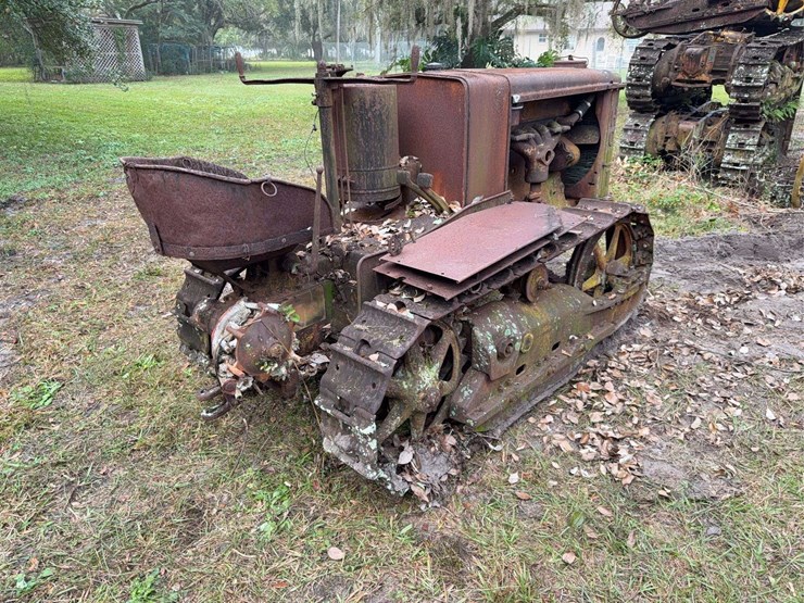 caterpillar-2-ton-crawler-image-4