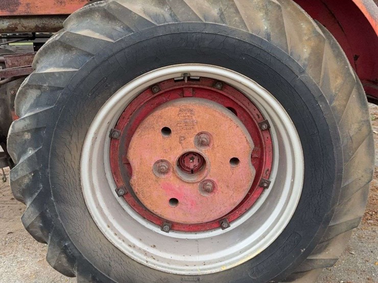 massey-ferguson-95-image-47