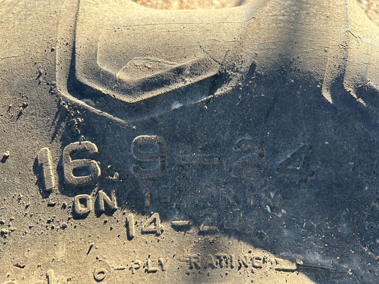 #37659-•-lot-of-(1)-12.4-24-tire-&-(1)-16.9-24-tire-image-8