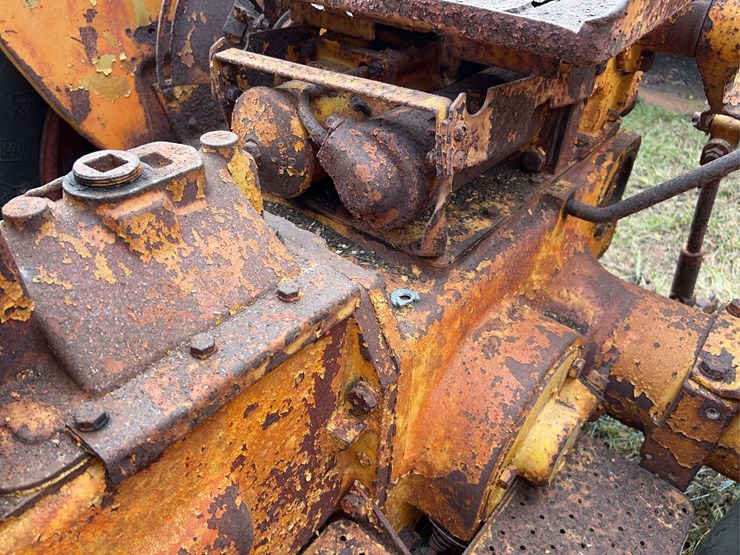 minneapolis-moline-445-image-60