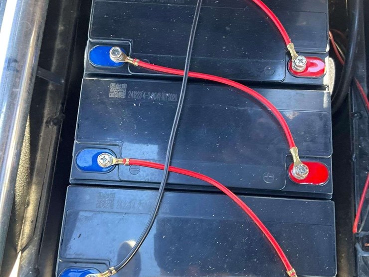 2025-spirit-electric-scooter-image-10