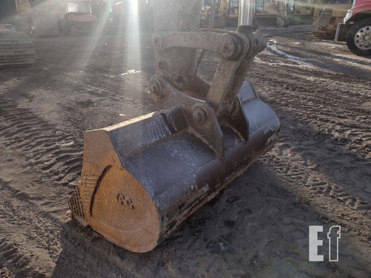 2000-deere-270c-lc-image-18