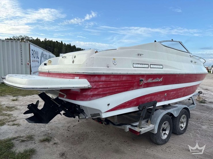 2009-mariah-sc23-23ft.-cabin-cruiser-with-t/a-boat-trailer-image-3