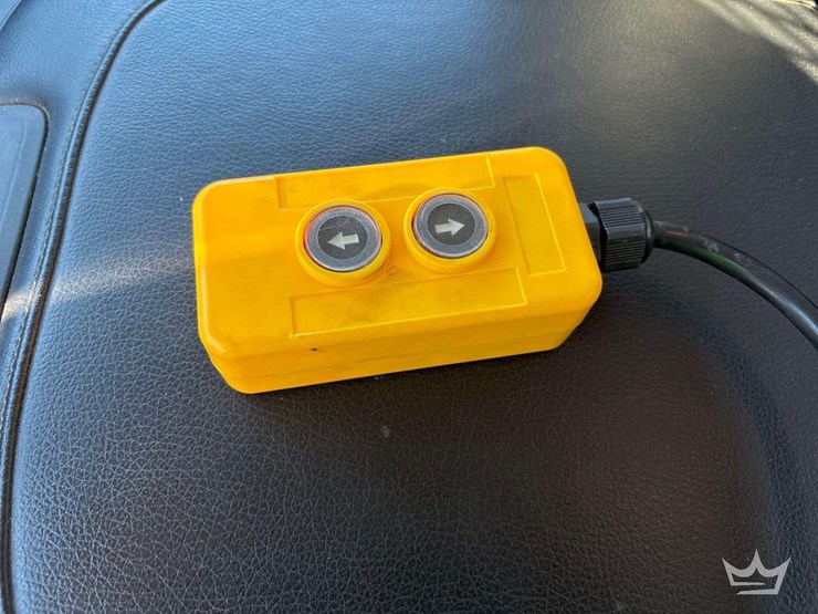 2019-ram-4500-4x4-s/a-dump-truck-image-35