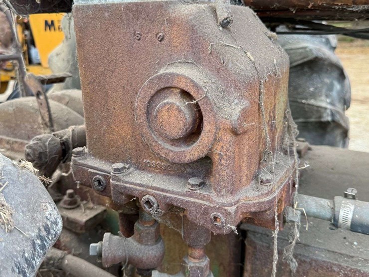 massey-ferguson-98-image-14