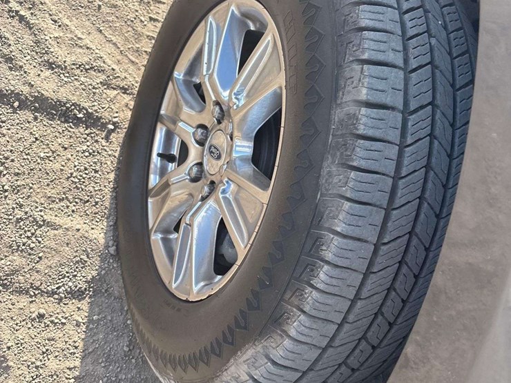 2015-ford-f150-image-29