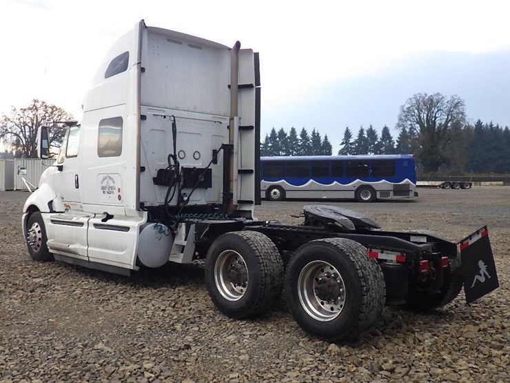 2016-international-prostar-image-7