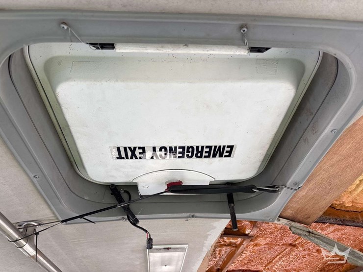 2003-ford-e450-image-14