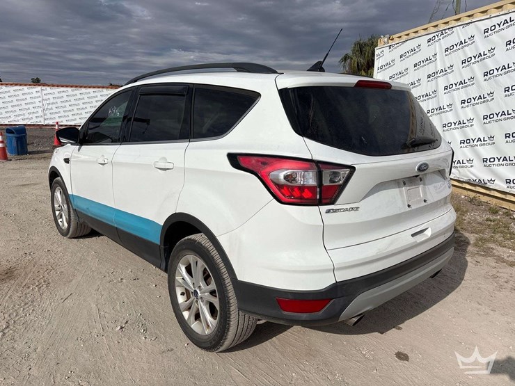 2018-ford-escape-image-4
