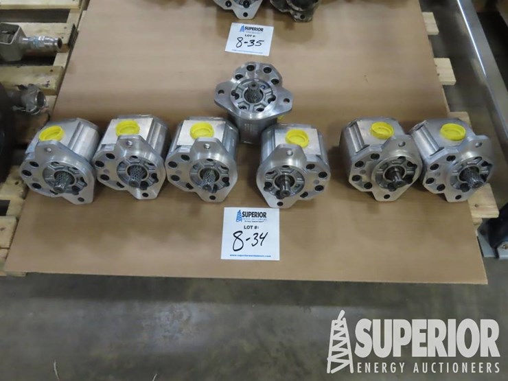 (8-34)-(7)-sauer-danfoss-snm3nn/033bn07ga-gear-pu...-image-1