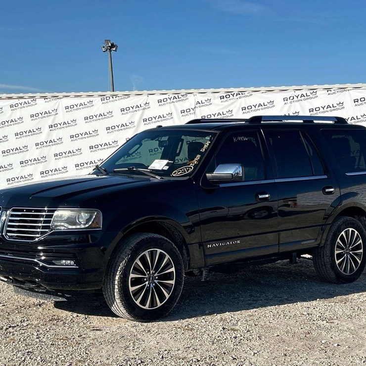 2016 LINCOLN NAVIGATOR