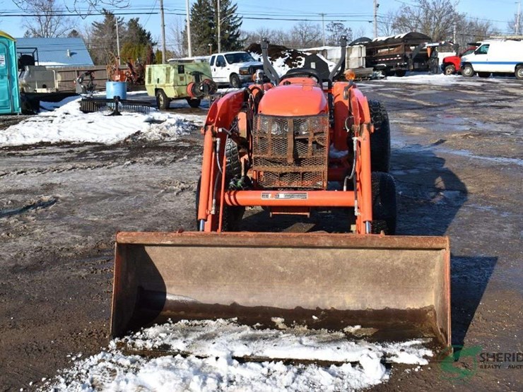 kubota-l4701-image-2