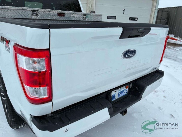 2023-ford-f150-image-14