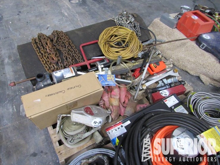 (10-18)-porter-cable-cf2400-2-hp-4-gal-air-compr...-image-4