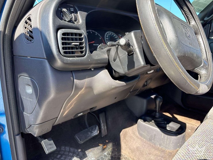 2000-dodge-ram-1500-image-17