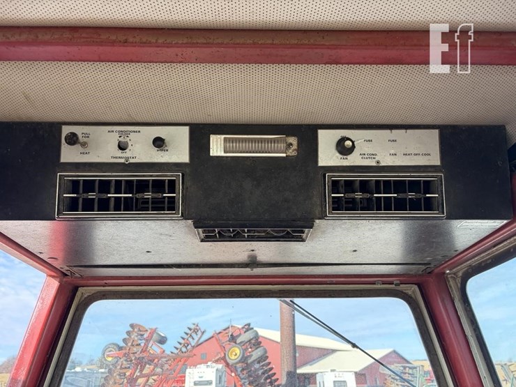 international-806-image-11