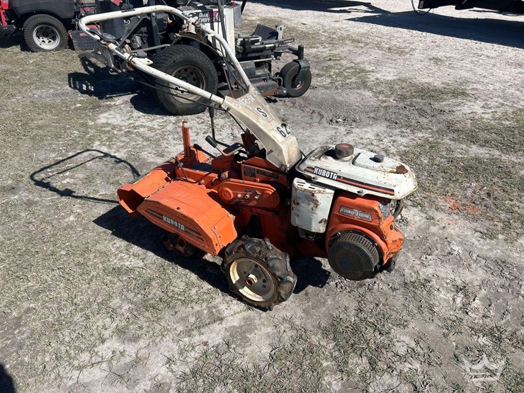 kubota-walk-behind-rear-tine-rototiller-image-2