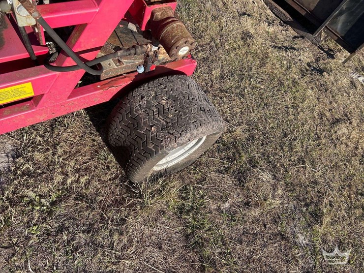 buffalo-turbine-bt-1000-towable-fertilizer-spreader-image-10