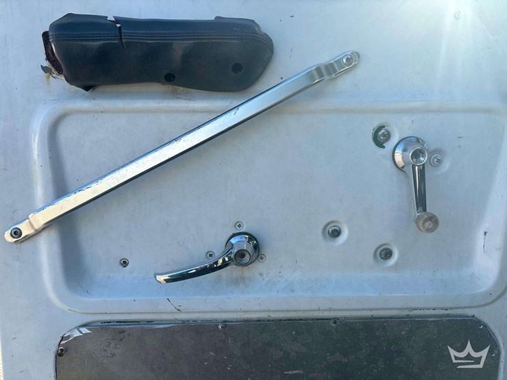 1995-ford-ln8000-image-12