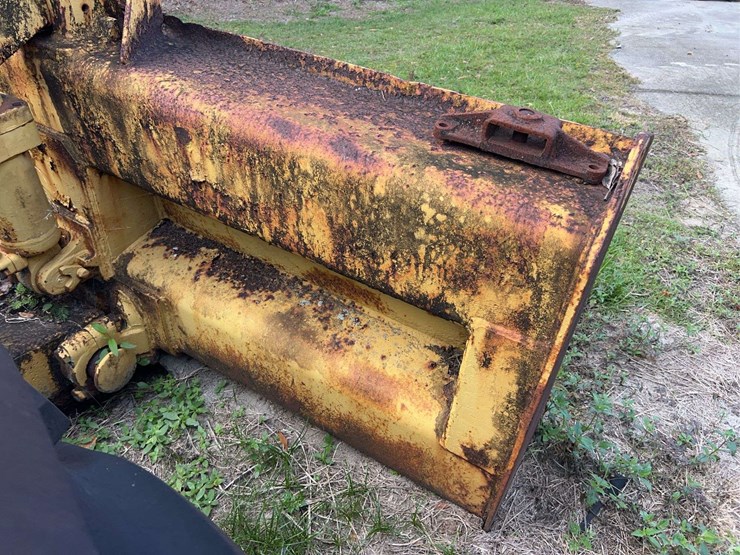 caterpillar-814-image-9