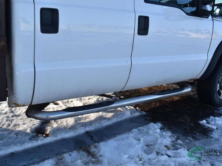 2016-ford-f350-image-8