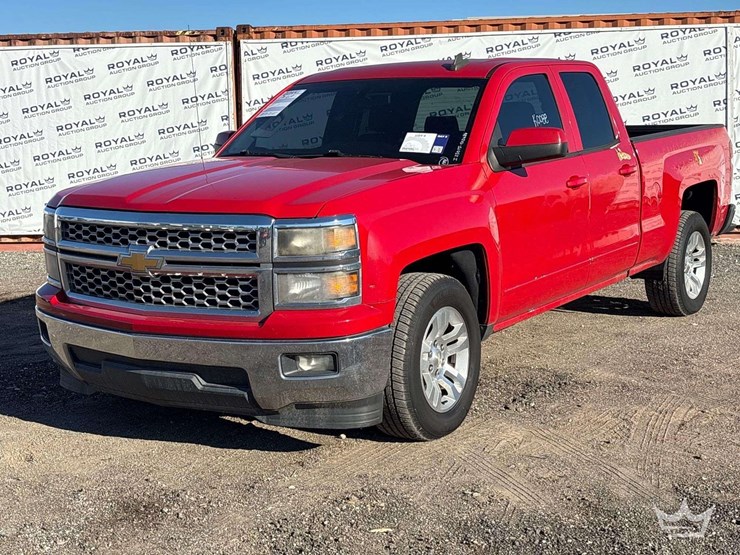 2015-chevrolet-silverado-1500-image-1