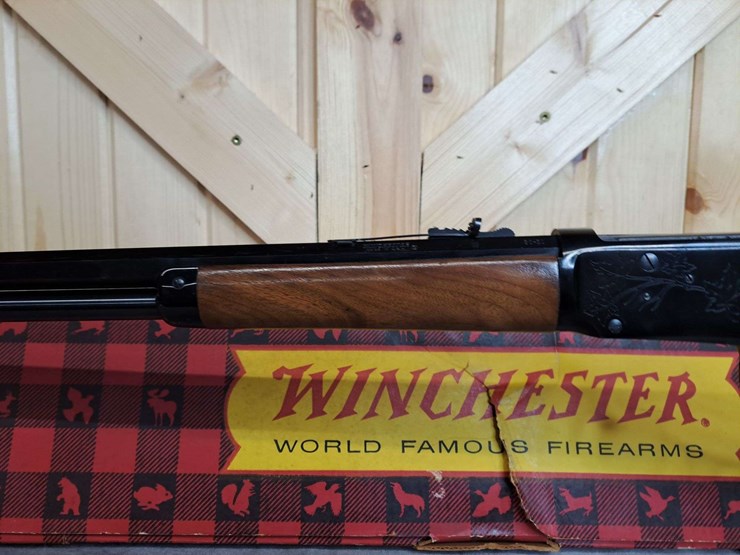 winchester-model-94-canadian-centennial-commemorative-.30-30-lever-action-carbine-image-5