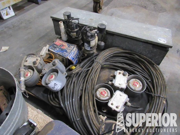 (10-19)-(2)-little-giant-submersible-pumps,-(2)-...-image-3