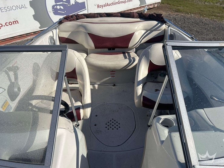 2013-tahoe-q4-boat-with-2013tracker-18ft-s/a-boat-trailer-image-19