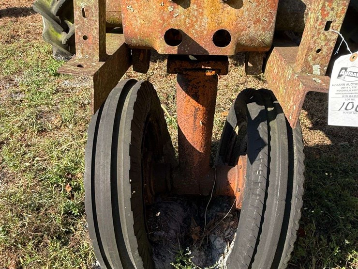 minneapolis-moline-445-image-39