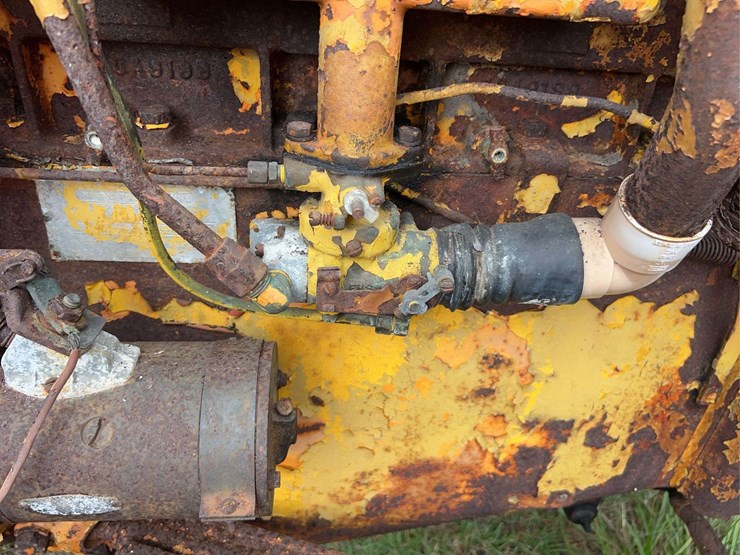 minneapolis-moline-445-image-33